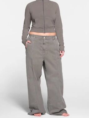 Skims Outdoor Woven Pants in Smoke sz XXS(oversized)